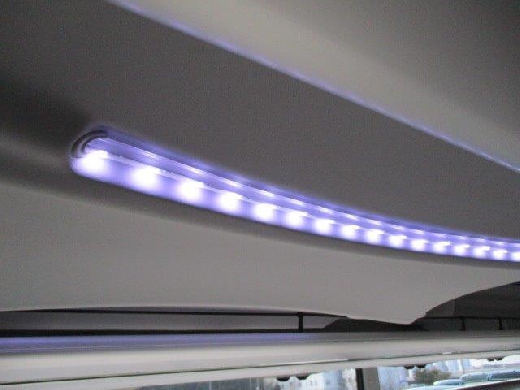 LEDファイバー照明をLEDラインテープに交換 RGBテープを使えば点滅・流れも可能に